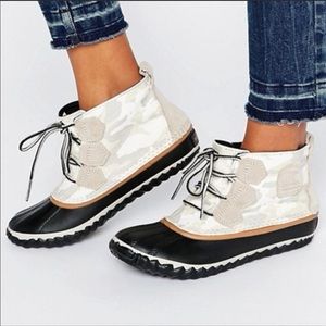 Sorel Out n About Duck Boots